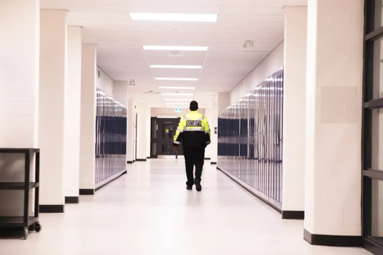 School Security Guards’ Crucial Role in Emergency Response